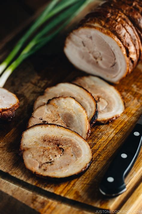 hühner chashu|Chashu (Japanese Braised Pork Belly) チャーシュー